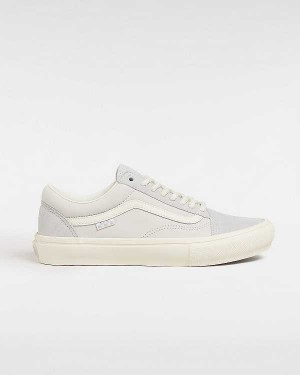 White Vans Old Skool Women Skate Shoes | VN2547109